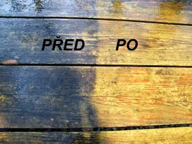 Dřevo před a po vysokotlakém čištění